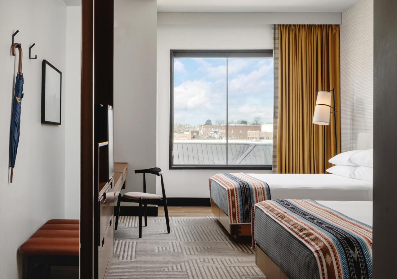 Hotel Tupelo, A Wyndham Hotel Bagian luar foto